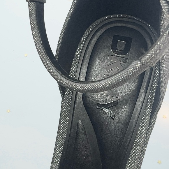 DKNY - Elegant Black Glitter Women's Heels in size 8 NWOT - Picture 4 of 12